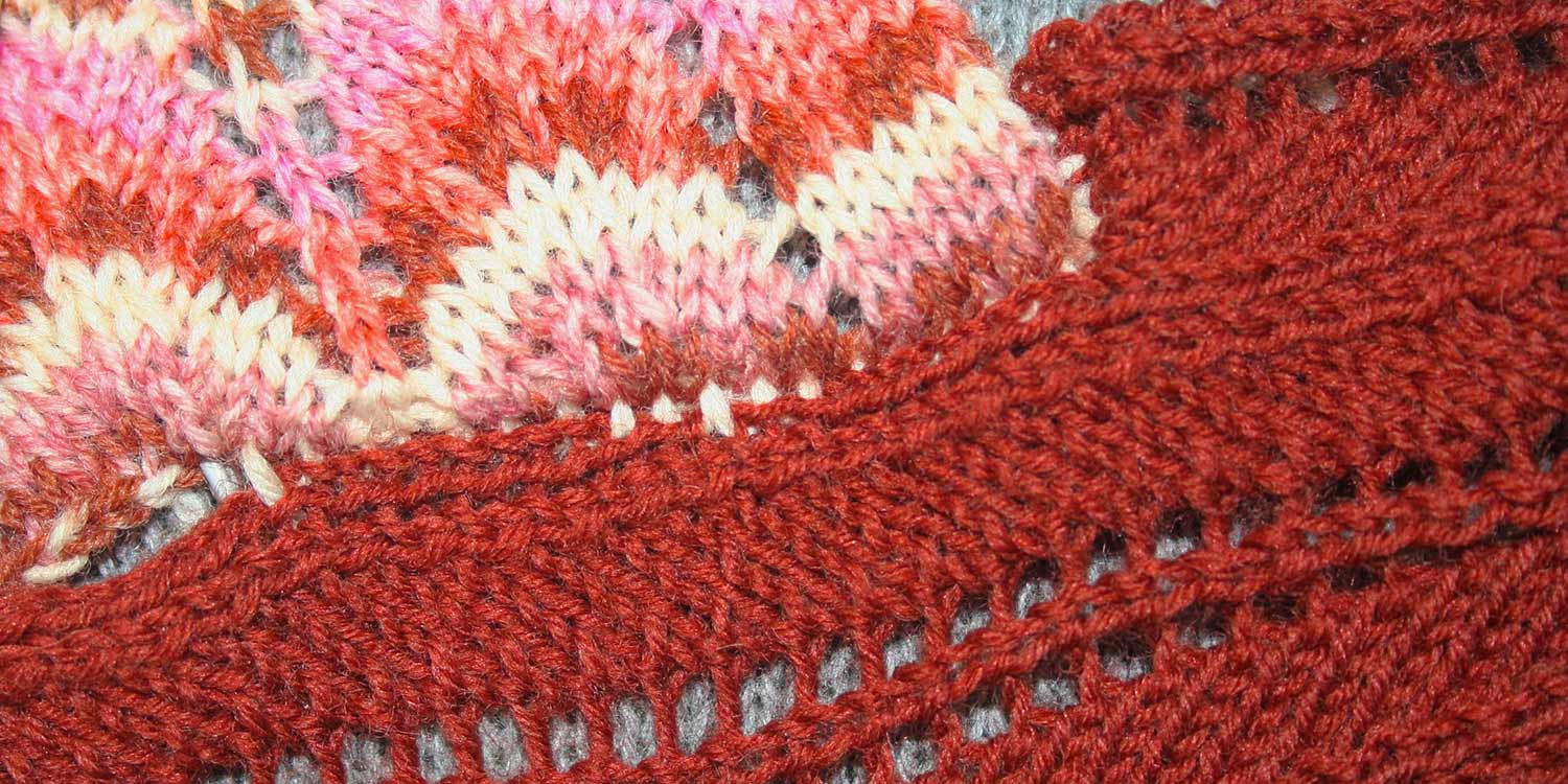 Poorly worked seam showing that the seam stitches have jumped back and forth between the columns of knit stitches.